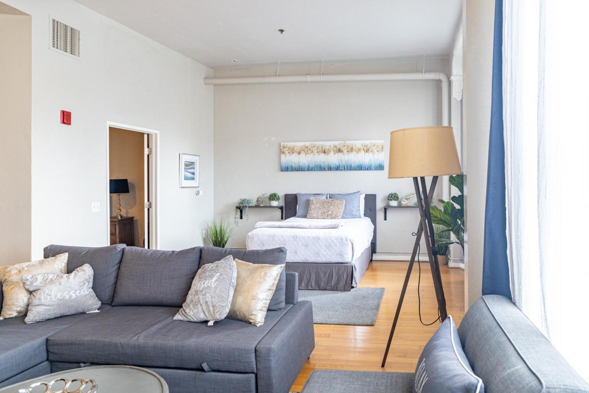 Greely Gaslamp - Loft W Parking & 3 Beds #402